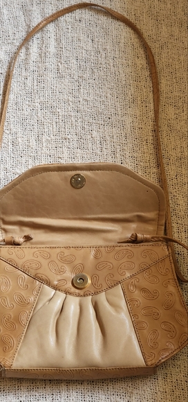 Benelli & Me Shoulder Bag - Picture 2 of 4